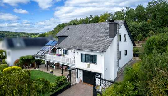 Bild von Ideal für Familien! - Großes Einfamilienhaus mit verschiedenen Nutzungsmöglichkeiten in ruhiger Lage