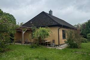 Aufwändig modernisiertes Einfamilienhaus + Keller + Garage + Garten - gepflegte Wohnlage – Die vollständige Adresse der Immobilie erhältst du vom Anbieter., 28857 Syke – Vorschaubild 6