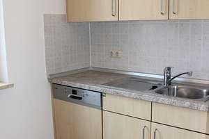 Charmante, großzügig geschnittene 3-Zimmer-Erdgeschoss-Wohnung in Freimann / Am Nordpark – Die vollständige Adresse der Immobilie erhältst du vom Anbieter., 80939 Freimann, München – Vorschaubild 10