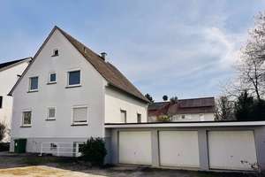 Zweifamilienhaus in Ludwigsburg mit 6 Zimmern zum selber renovieren