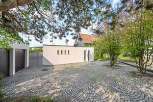 Außergewöhnliches Wohnensemble in Rödental-Einberg: Historisches Wohnhaus mit modernem Bungalow – Die vollständige Adresse der Immobilie erhältst du vom Anbieter., 96472 Rödental – Vorschaubild 4
