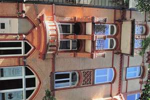Hochwertig sanierte Altbauwohnung mit Fischgrätparkett, Stuck & neuem Balkon in Wiesbaden