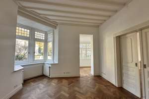 ZOO/ERSTBEZUG NACH LUXUSSANIERUNG: 4,5-ZI-ALTBAU +2 ZI IM SOUTERRAIN MIT TRAUMKÜCHE & EIGENEM GARTEN – Die vollständige Adresse der Immobilie erhältst du vom Anbieter., 30175 Zoo, Hannover – Vorschaubild 10