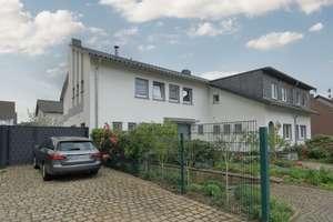 Komplett frei: Modernes 3-Familienhaus mit separatem Büro und beheiztem Wintergarten  – Die vollständige Adresse der Immobilie erhältst du vom Anbieter., 45307 Kray, Essen – Vorschaubild 43