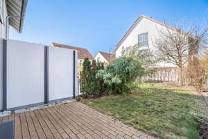 Familienfreundliches Reihenmittelhaus in ruhiger Lage! Bezahlbar durch Erbpacht! – Die vollständige Adresse der Immobilie erhältst du vom Anbieter., 81825 Gartenstadt Trudering, München – Vorschaubild 12