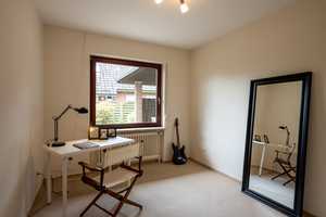 BUNGALOW MIT GARAGE * ERWEITERUNGSPOTENTIAL ! (FISCHBEK/ELMENHORST) – Stormarn (Kreis) – Vorschaubild 12