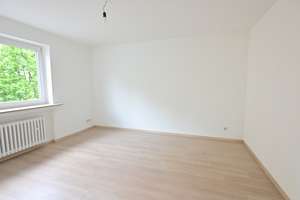 !AB SOFORT ERSTBEZUG NACH RENOVIERUNG! Moderne 2-Zimmer WHG in zentraler Lage!! – Nordring 64, 44787 Gleisdreieck, Bochum – Vorschaubild 2