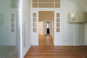 Erstbezug nach Sanierung – Stilvolle Altbauwohnung in zentraler Lage Bielefeld – Die vollständige Adresse der Immobilie erhältst du vom Anbieter., 33602 Mitte, Bielefeld – Vorschaubild 6