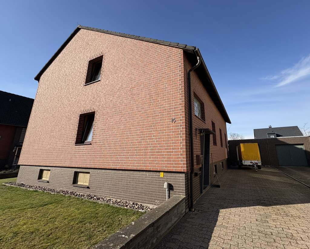 Immobilie in Nienstädt - "Teilvermietetes Zweifamilienhaus in ruhiger Lage von Meinefeld!" - Bild 2