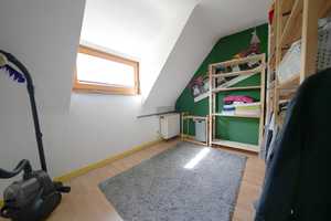 Krefeld-Neulandsiedlung: Hübsche Doppelhaushälfte mit viel Charme und tollem Garten – Krefeld – Vorschaubild 13