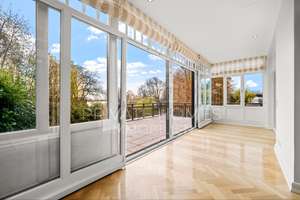 Stilvolle Villa mit Elbblick und flexibler Nutzung in Blankenese – Die vollständige Adresse der Immobilie erhältst du vom Anbieter., 22587 Blankenese, Hamburg – Vorschaubild 3