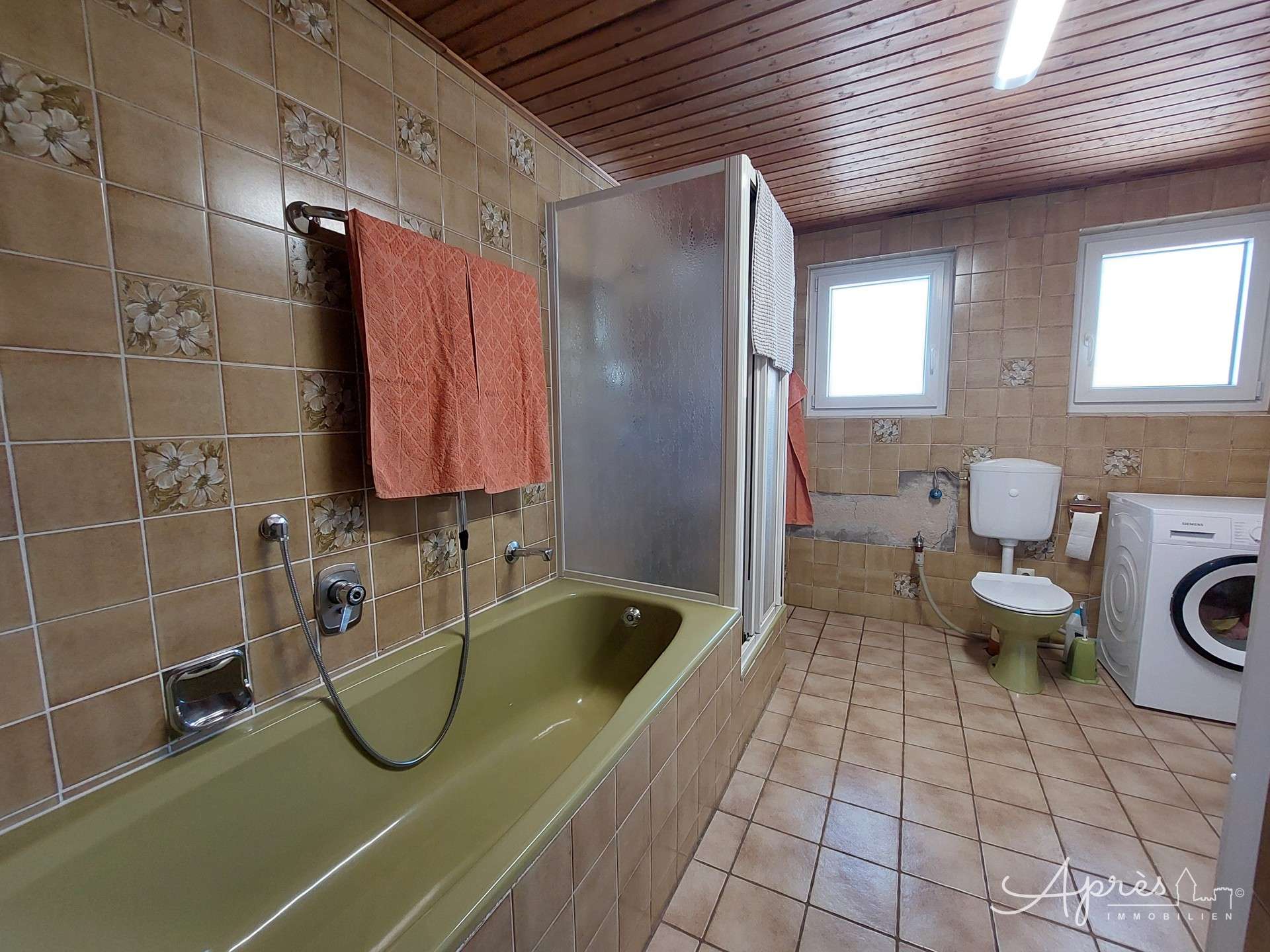 Immobilie in Geisingen - Zweifamilienhaus mit KFZ-Garagen für Gewerbe - Bild 8