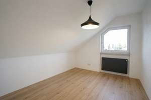 3-Zimmer-Wohnung im Dachgeschoss mit Balkon und Blick in den Odenwald – Katharinenstraße 9, 64297 Eberstadt, Darmstadt – Vorschaubild 7