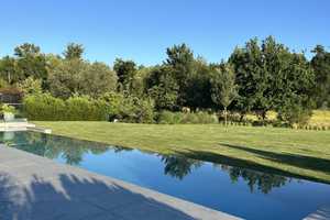 Architektenhaus in Beuern bei Greifenberg auf 1600 m2 Grund mit Pool 16,50 x 3 in Ortsrandlage – Landsberg am Lech (Kreis) – Vorschaubild 2