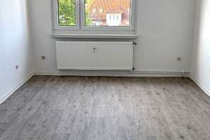 3-Raum mit Balkon – Hellgraben 10, 6449 Aschersleben – Vorschaubild 3
