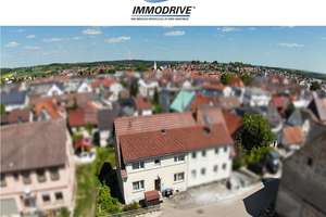 ++ Bieterverfahren / Startpreis 190.000,- Euro ++ - Große DHH in d. Citylage – mit Ausbaupotenzial – Die vollständige Adresse der Immobilie erhältst du vom Anbieter., 89150 Laichingen – Vorschaubild 1