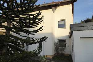 Gepflegte Doppelhaushälfte mit Kamin, Wintergarten und Garage in Seitzenhahn! – Die vollständige Adresse der Immobilie erhältst du vom Anbieter., 65232 Taunusstein – Vorschaubild 1