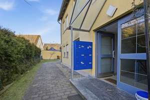 Gepflegte Erdgeschosswohnung mit Terrasse, Einbauküche & Carport-Stellplatz – Die vollständige Adresse der Immobilie erhältst du vom Anbieter., 86169 Firnhaberau, Augsburg – Vorschaubild 9