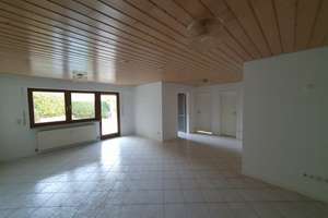 Frisch renovierte 2-Zimmer-EG-Wohnung mit eigenem Garten & Südwest-Terrasse – ruhig & naturnah – 71691 Freiberg am Neckar – Vorschaubild 4