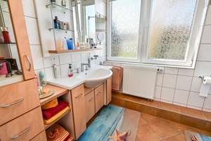 Charmantes Einfamilienhaus – modernisiert und familienfreundlich in Bielefeld-Brackwede – Die vollständige Adresse der Immobilie erhältst du vom Anbieter., 33647 Brackwede, Bielefeld – Vorschaubild 13