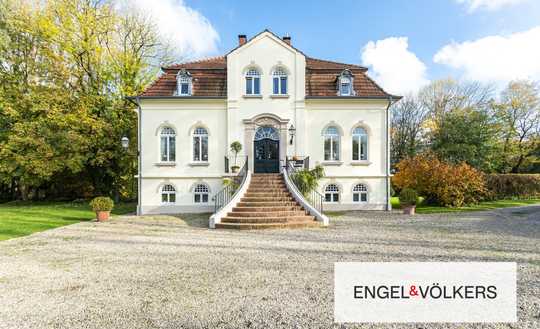 Einzigartiger Landsitz mit großem Park