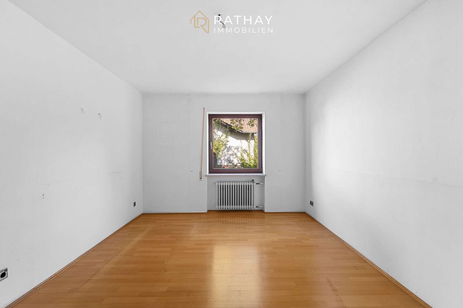 Immobilie in Schierling - Sanierungsobjekt für Macher! - Großes Einfamilienhaus in Traumlage von Schierling - Bild 7