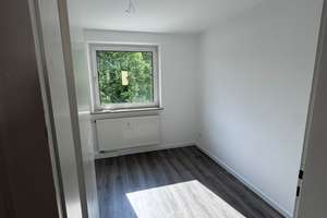 familiengeeignete 3-Zi.-Whg. m. Balkon * ruhige Lage * 74 m² – Feselenstr. 18, 85053 Südost, Ingolstadt – Vorschaubild 6