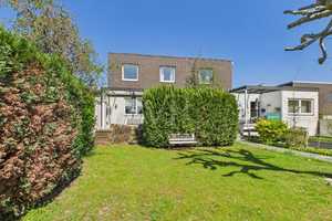 Gediegenes Reihenmittelhaus mit sehr viel Platz! – Hannover (Kreis) – Vorschaubild 2