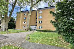 Bonn-Oberkassel, renovierungsbedürftige 129 qm ETW in top Lage