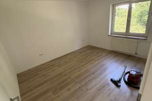 Helle 3-Zimmer-Wohnung mit Balkon, Einbauküche & Keller – Pfaffstraße 46, 67655 Innenstadt West/Kotten, Kaiserslautern – Vorschaubild 12