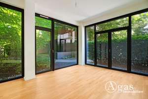 GRÜN UND GEMÜTLICH! Großzügige EG 4 Zimmer Wohnung mit Terrasse, ca. 103 m² und EBK in Mitte!