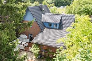 Familienfreundliche Villa mit großem Grundstück und zwei Terrassen am Saseler Markt – Die vollständige Adresse der Immobilie erhältst du vom Anbieter., 22393 Sasel, Hamburg – Vorschaubild 40