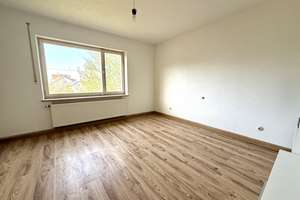 Attraktives Zweifamilienhaus in schöner Lage von Lauingen-Faimingen! – Die vollständige Adresse der Immobilie erhältst du vom Anbieter., 89415 Lauingen (Donau) – Vorschaubild 18