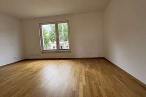 Junge Paare aufgepasst • Tolle 3 Zimmer - Wohnung mit Balkon und Parkett – 44263 Hörde (Ortsteil), Dortmund – Vorschaubild 2