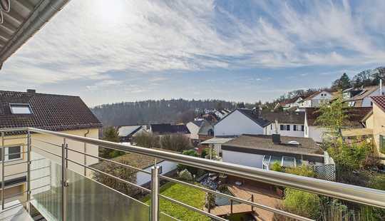 Bild von TOP GEPFLEGTES HAUS IN IDYLLISCHER ORTSRANDLAGE VON WIESBADEN-RAMBACH