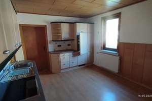 Geräumiges teilvermietetes 24-Zimmer-Mehrfamilienhaus in Brotterode-Trusetal Brotterode – Bernsbachstraße 28, 98596 Brotterode – Vorschaubild 19