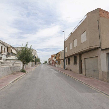 VERKAUF VON HYPOTHEKENPFANDRECHTEN IN DER CALLE CONSTITUCION IN LORQUI