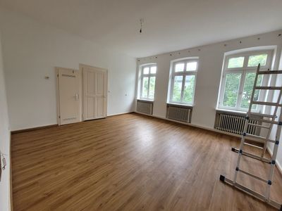 Wohnen mit Charakter: 3,5-Zimmer-Dachgeschosswohnung in Bonn