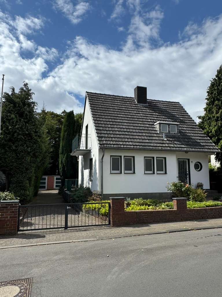 Freistehendes Einfamilienhaus in Neuss Pomona