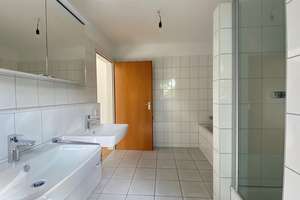 MODERNISIERTES RMH MIT TERRASSE UND TG-STELLPLATZ IN BELIEBTER LAGE AM GALGENBERG – Die vollständige Adresse der Immobilie erhältst du vom Anbieter., 89077 Weststadt, Ulm – Vorschaubild 24