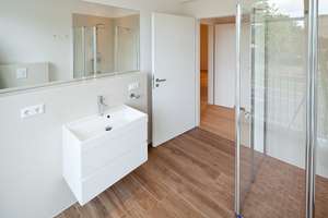 Exklusive 4-Zimmer-Wohnung mit Balkon und und Rheinblick in Kaiserswerth – 40489 Kaiserswerth, Düsseldorf – Vorschaubild 6