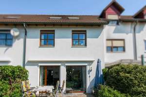 Liebevoll gepflegtes Reihenmittelhaus in ruhiger Lage in Wiblingen wartet auf neuen Besitzer – Die vollständige Adresse der Immobilie erhältst du vom Anbieter., 89079 Wiblingen, Ulm – Vorschaubild 2