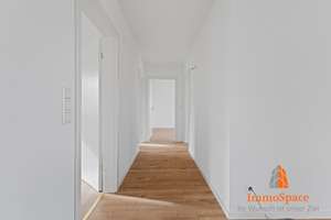 IMMOSPACE *** IHR TRAUM VOM WOHNEN - RUHIG GELEGENER BUNGALOW IN IDYLLISCHER ORTSRANDLAGE *** – Die vollständige Adresse der Immobilie erhältst du vom Anbieter., 88524 Uttenweiler – Vorschaubild 3