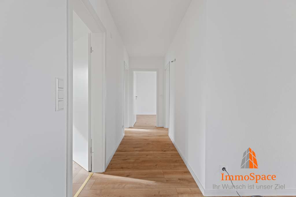 Immobilie in Uttenweiler - IMMOSPACE *** IHR TRAUM VOM WOHNEN - RUHIG GELEGENER BUNGALOW IN IDYLLISCHER ORTSRANDLAGE *** - Bild 2