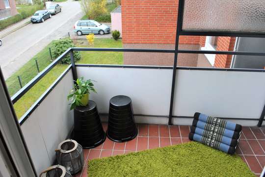 Charmante 2 Zimmer Wohnung Mit Balkon In Bahnhofsnahe