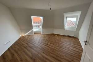 Nordstadt, schöne Neu renovierte und gut aufgeteilte 3-Zimmer-Wohnung, im DG – Salierstraße 34, 75177 Nordstadt, Pforzheim – Vorschaubild 6