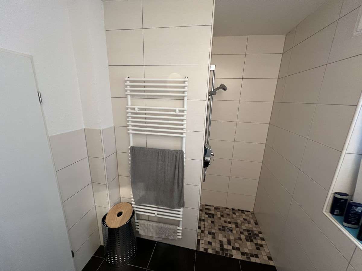 Immobilie in Hüllhorst - Idyllisches Mehrfamilien- / Mehrgenerationenhaus - Bild 11