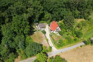 Ehemaliges Forsthaus mit Charme und Geschichte – für Liebhaber besonderer Immobilien in Alleinlage – Die vollständige Adresse der Immobilie erhältst du vom Anbieter., 61169 Friedberg (Hessen) – Vorschaubild 3