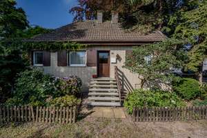Ihr Traumgrundstück mit freistehendem Einfamilienhaus in Dyklage für  Sanierung oder Neubau – Die vollständige Adresse der Immobilie erhältst du vom Anbieter., 47803 Inrath/Kliedbruch, Krefeld – Vorschaubild 3