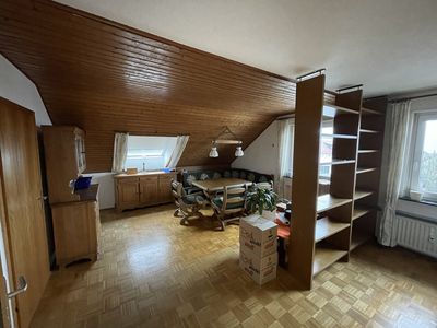 Helle 3-Zimmer Dachgeschosswohnung mit großem Garten in Petersberg